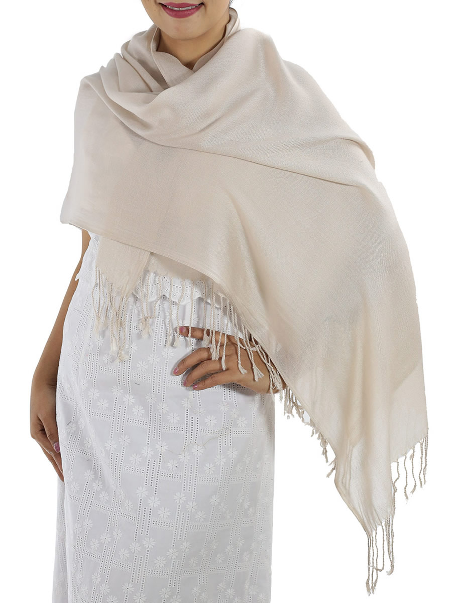 Cream Cashmere Scarf: image 3