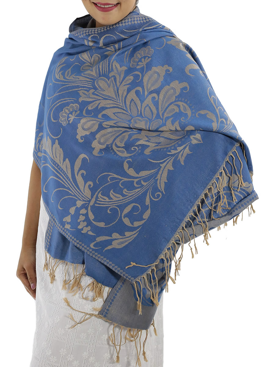 Patterned Blue Pashmina: image 2
