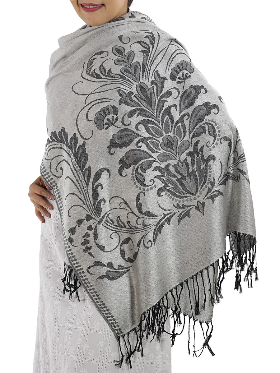 Patterned Silver Pashmina: image 4